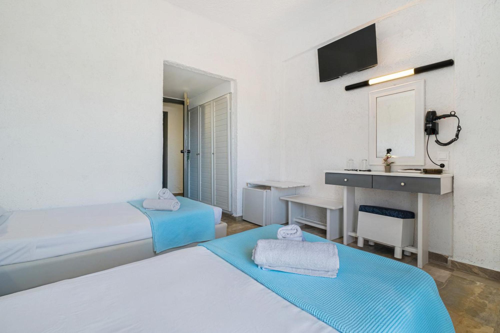 Gorgona Hotel Amoudara  Exterior photo
