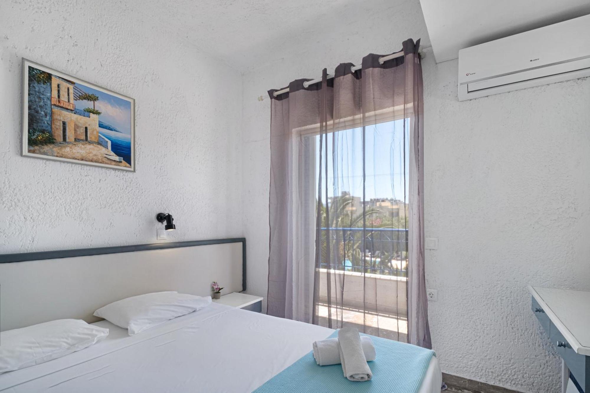 Gorgona Hotel Amoudara  Exterior photo